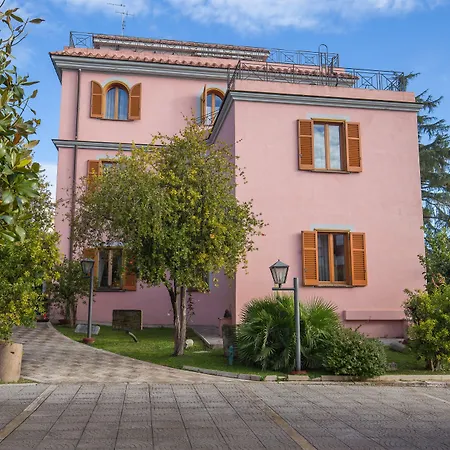 Hotel Arco Di Travertino-2